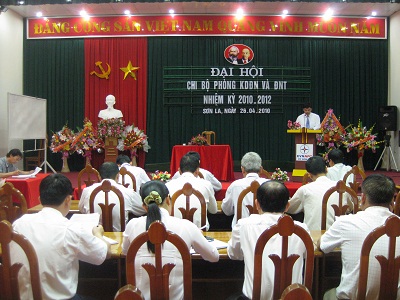  Đại hội Chi bộ Phòng kinh doanh điện năng và ĐNT